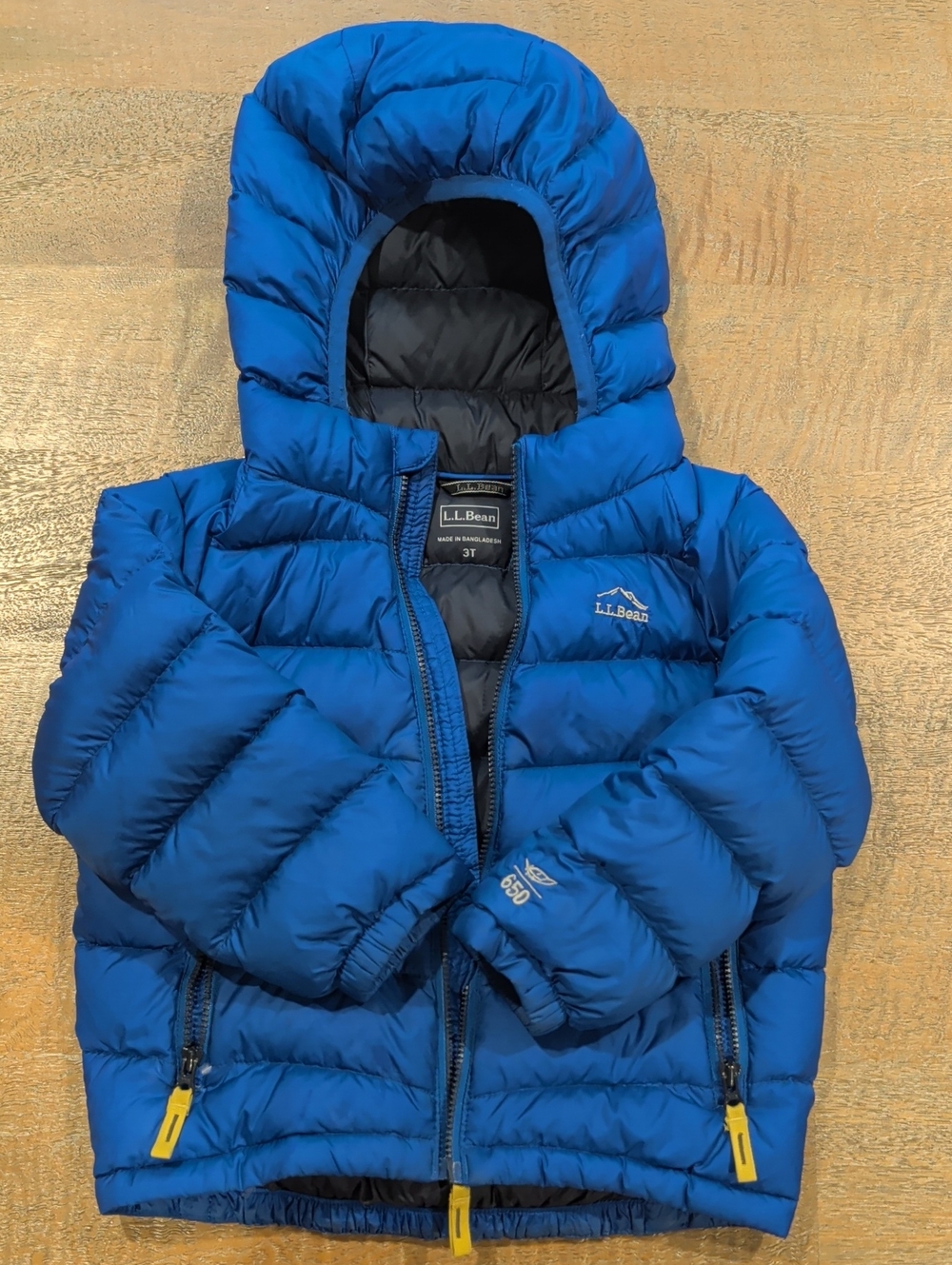 L.L.Bean toddler hooded 650-fill down puffer jacket, size 3T